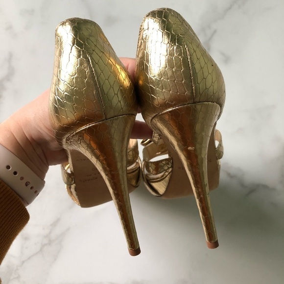 Kate Spade Gold Bow Strappy Leather Sandal 10 - Picture 5 of 8